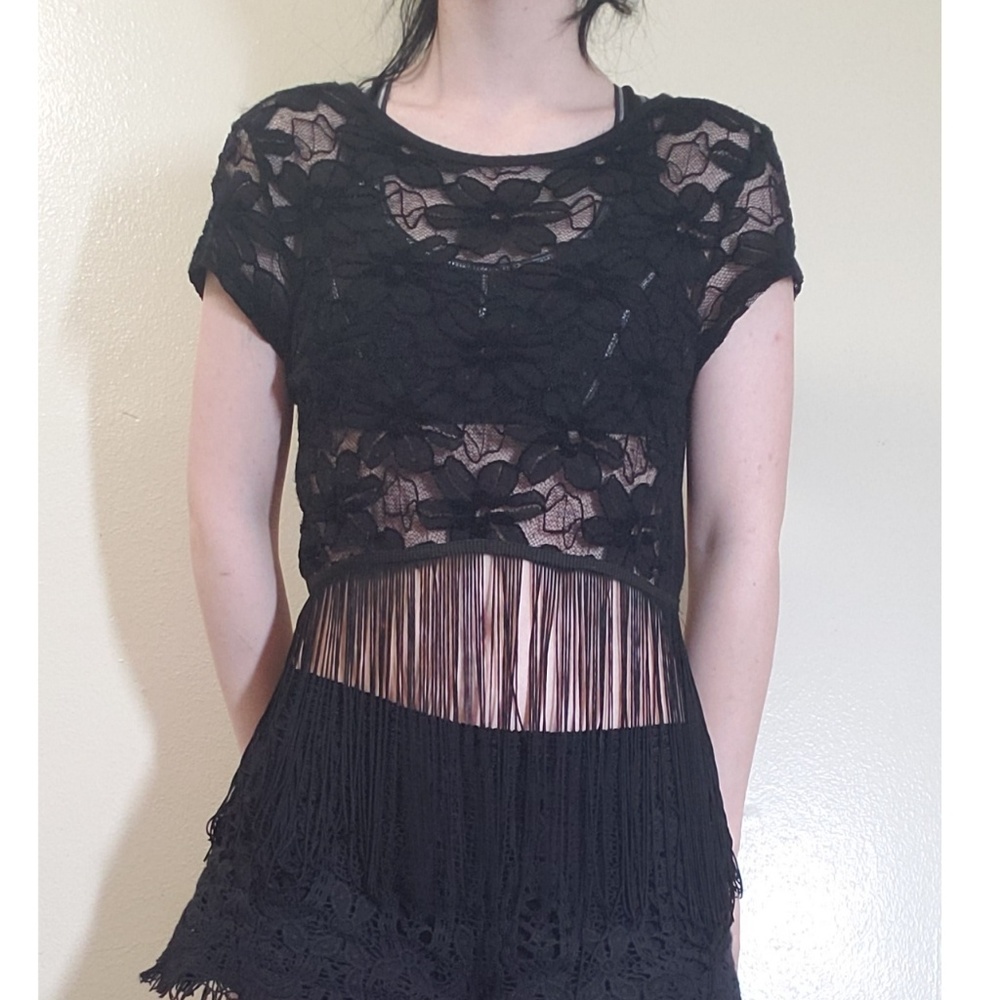 Floral lace crop top